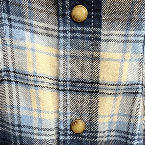 JACHS Girlfriend Blue Plaid Casual Button-Down Shirt - Picture 4 of 8